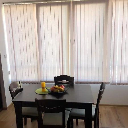 Apartment Апартамент “Лалето” Burgas